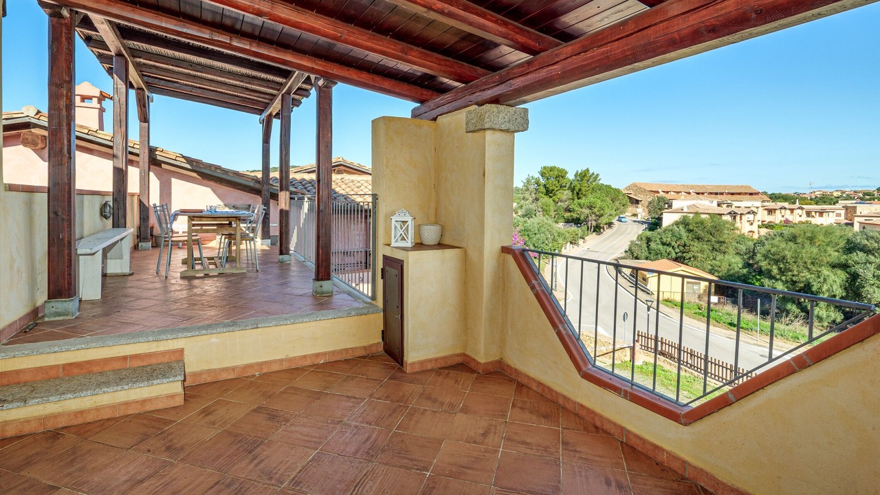 Photo of Patio Balcony in Baia Caddinas