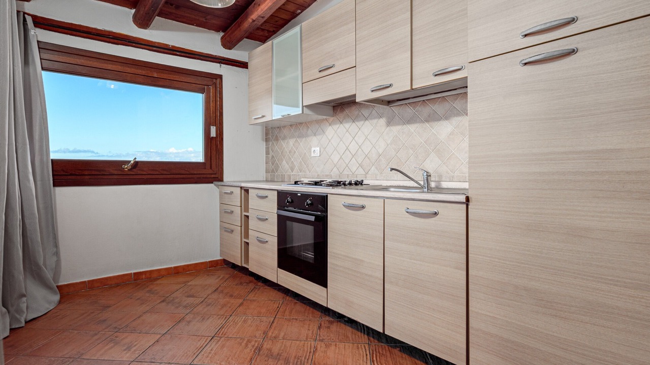 Photo of Kitchen in Baia Caddinas