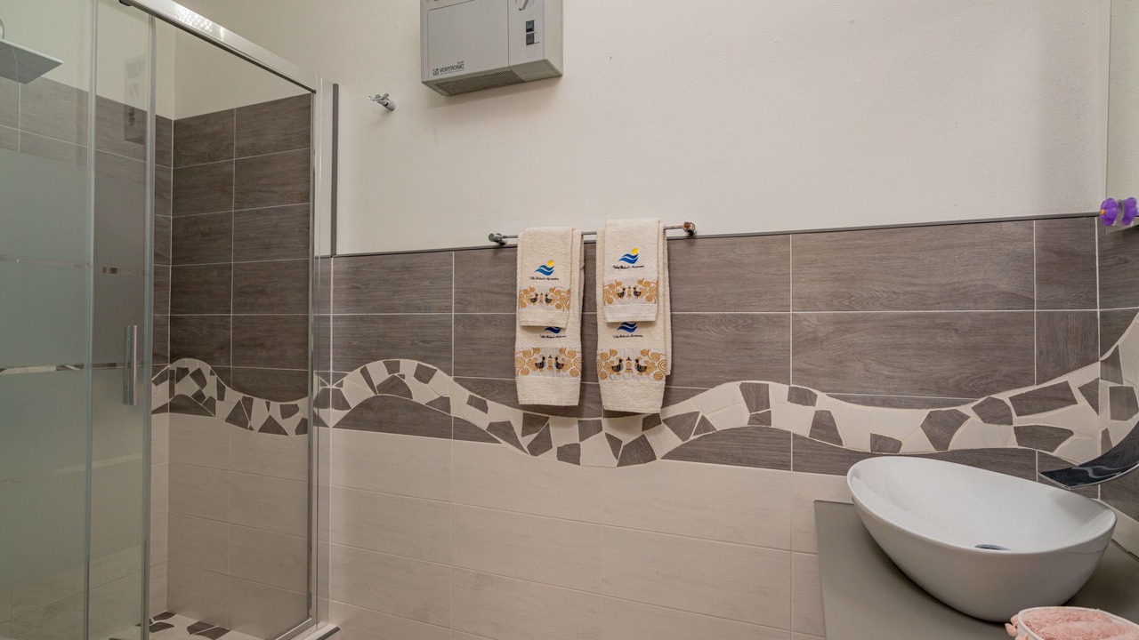 Photo of Bathroom in Eden Beach