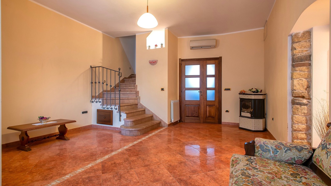 Photo of Livingroom in Giave