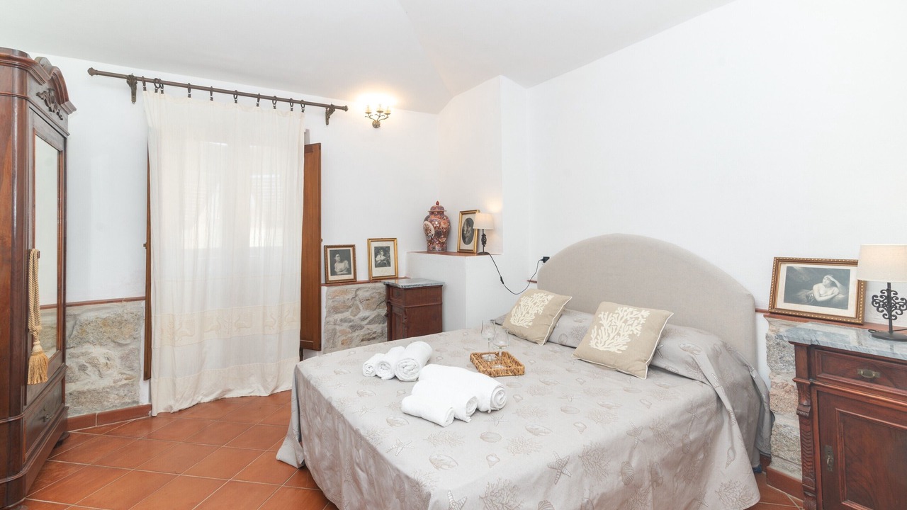 Photo of Bedroom in La Maddalena