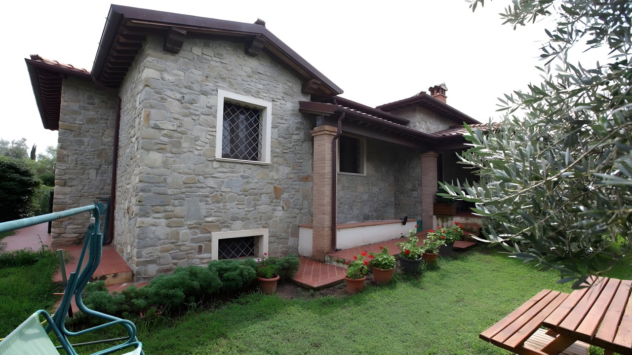 Photo of Outdoor in Girasole