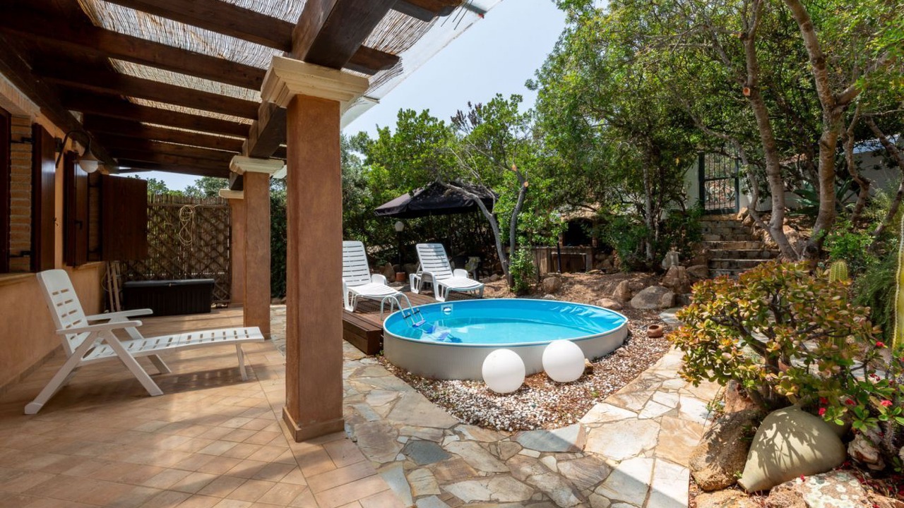 Photo of Patio Balcony in Eden Rock