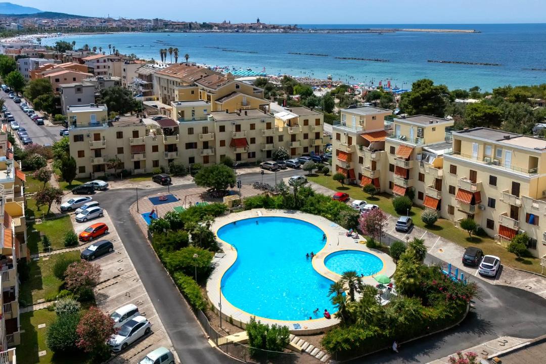 Photo of Others in Lido