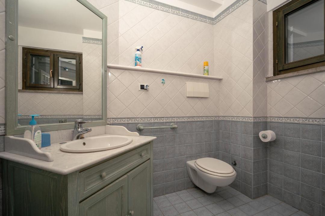 Photo of Bathroom in Lido