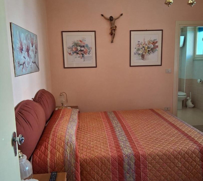 Photo of Bedroom in Bono