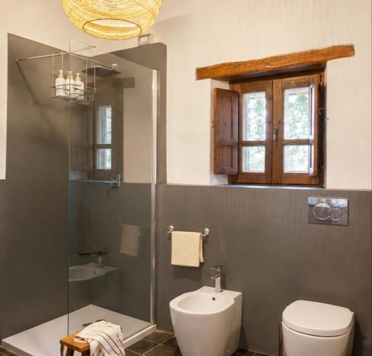 Photo of Bathroom in Lunamatrona