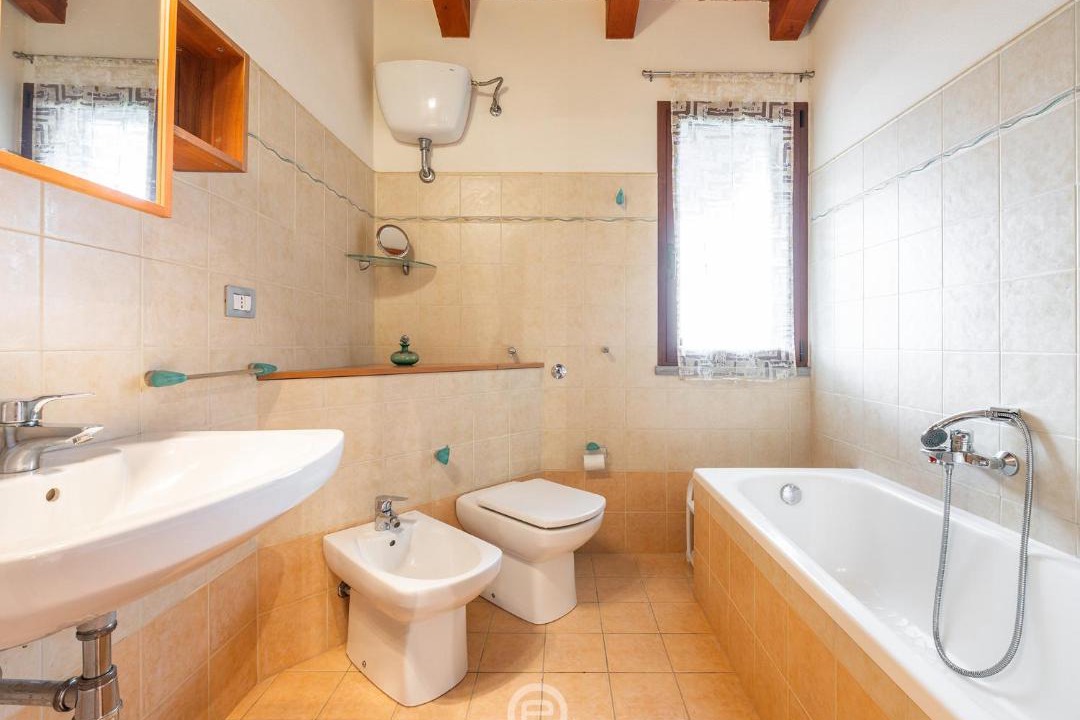Photo of Bathroom in Massama