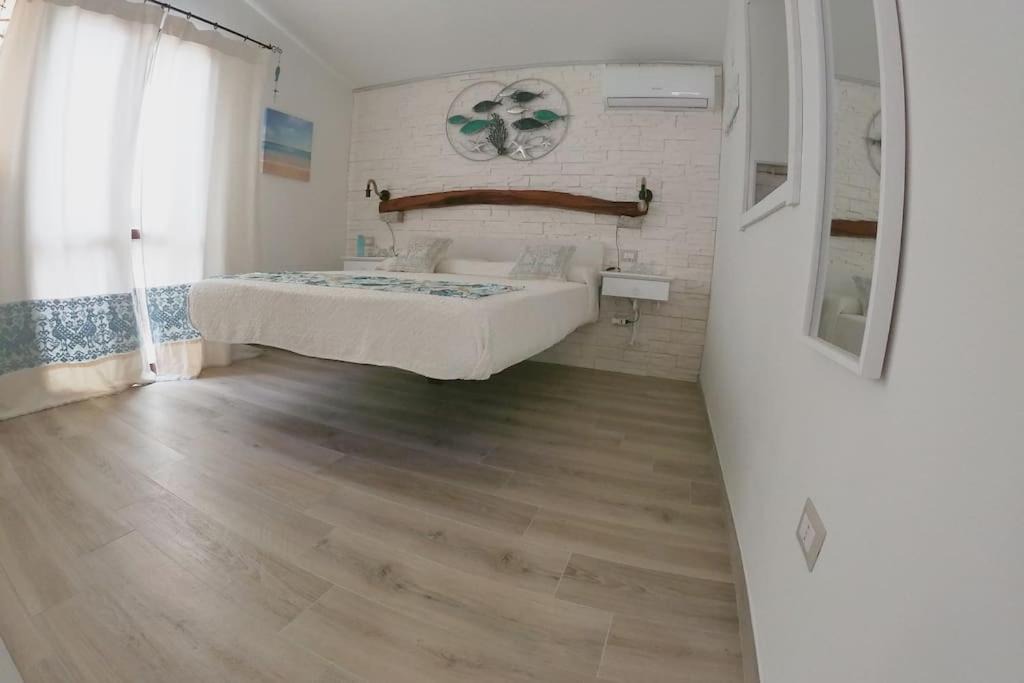 Photo of Bedroom in Torre dei Corsari