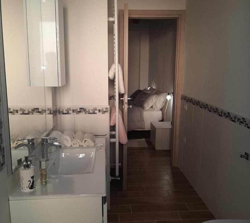Photo of Bathroom in Oristano Historic Centre