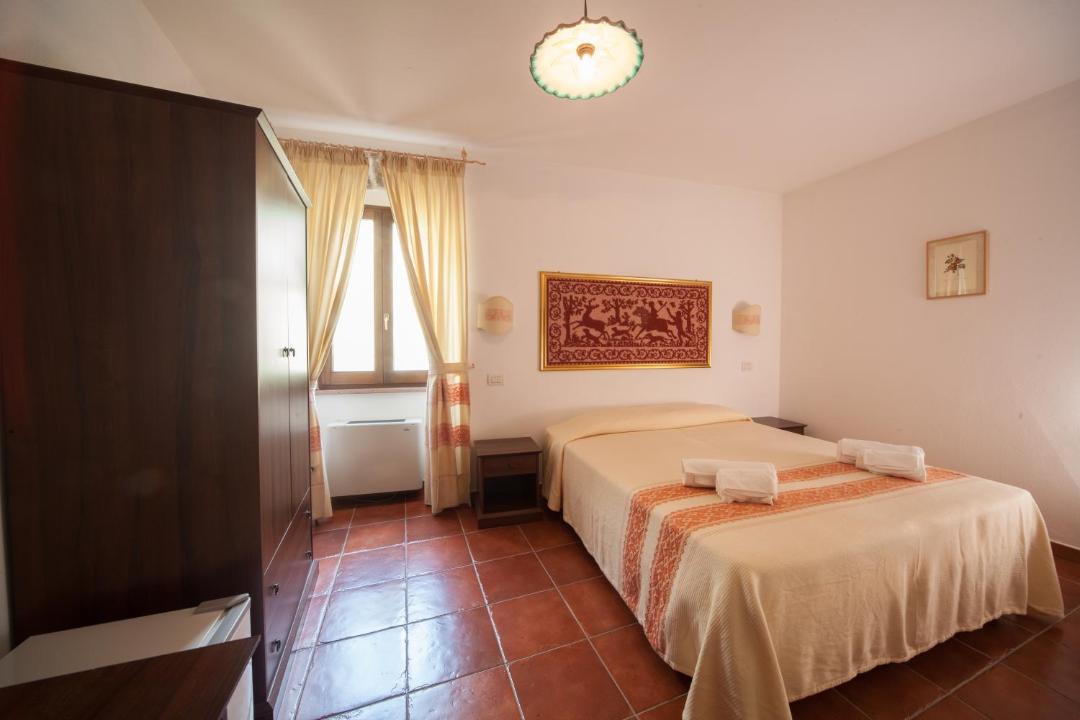 Photo of Others in Villanova Monteleone