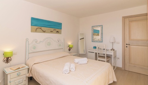 Standard House, 3 Bedrooms, 2 Bathrooms (La Casa Di Farina With Pool)