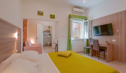 Luxury Room