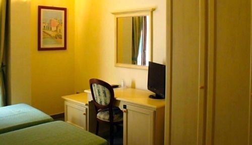Double or Twin Room, 1 Double or 2 Twin Beds
