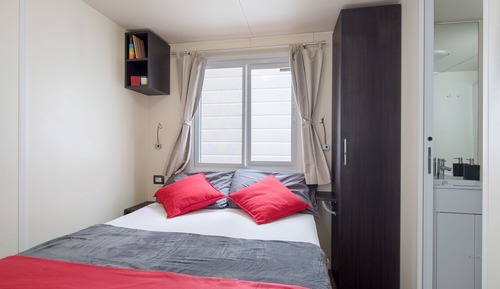 Mobile Home, 2 Bedrooms