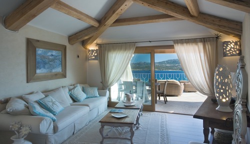 3-Bedroom Aethos Signature Pool Suite