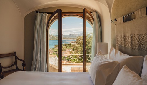 Two-Bedroom Aethos Pool Suite