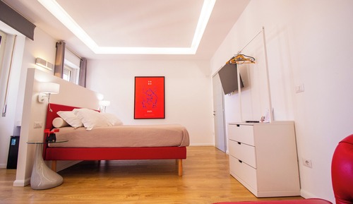 JUNIOR SUITE DESIGN CON BALCONE
