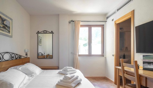 Comfort Double or Twin Room