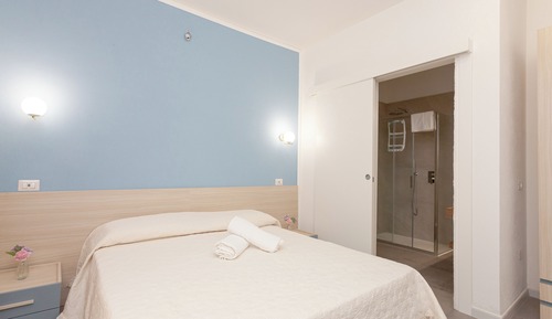 Deluxe Room, Courtyard View