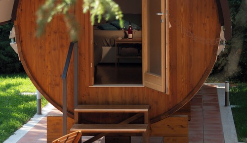 Room (Premium Wine Barrel Suite)