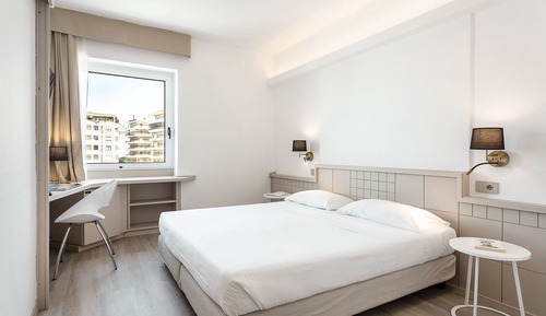Double Room Single Use