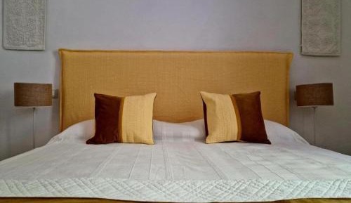 Two-Bedroom Deluxe Apartment with Garden View