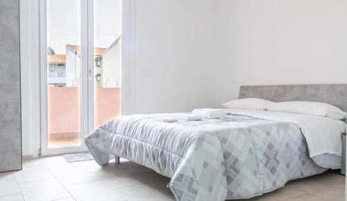 One-Bedroom Deluxe Apartment