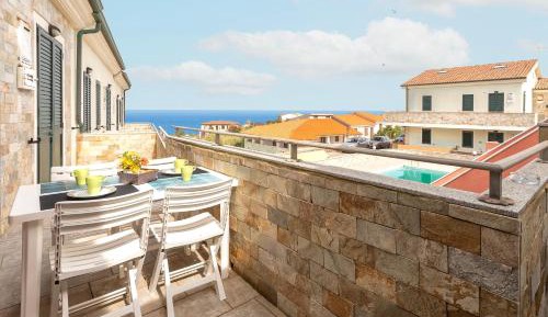 Superior One-Bedroom Apartment with Balcony