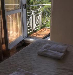 Studio Apartment with Sea View