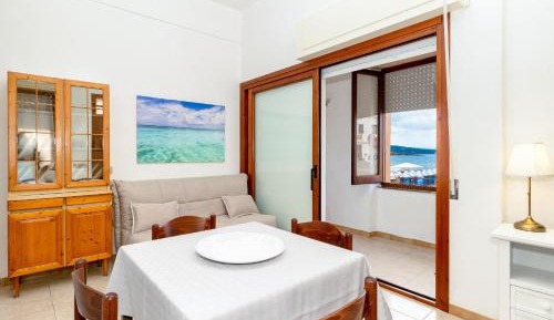 Two-Bedroom Deluxe Apartment with Ocean View