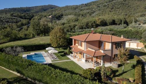Five-Bedroom Villa