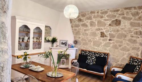 Apartment - Split Level