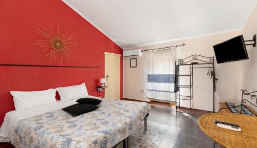 Standard Queen Room