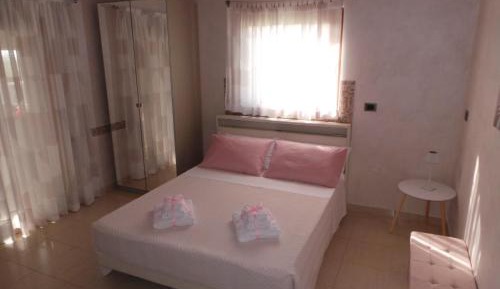 Quadruple Room with Private Bathroom