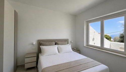 One-Bedroom Apartment with Terrace