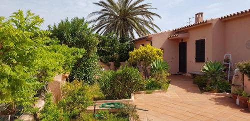 Two-Bedroom Aparment with Sea View (6 Adults)