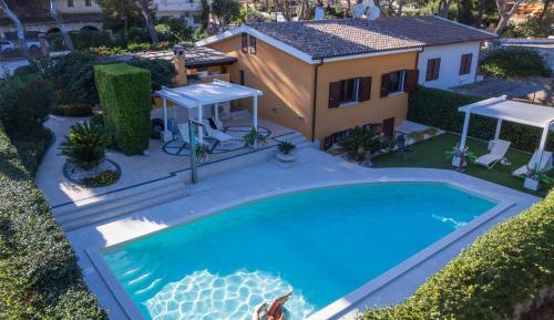 Villa with Private Pool