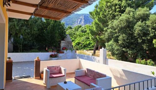 Two-Bedroom Apartment with Terrace