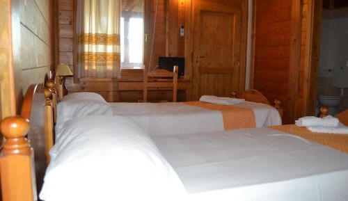 Triple Room with Terrace