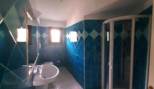 One-Bedroom Apartment with Balcony