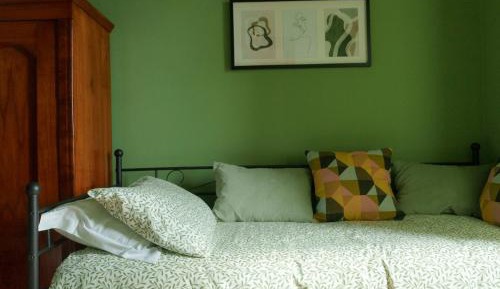 Triple Room with Private Bathroom