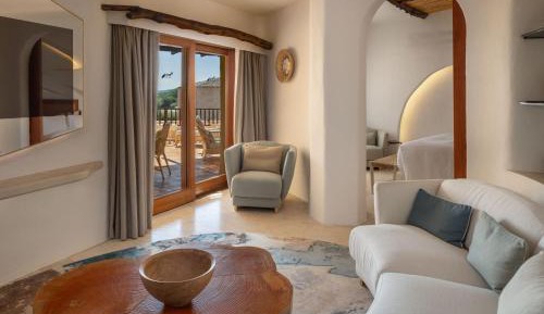 Contemporary Luxury Suite, King Bed, Sea view, Balcony