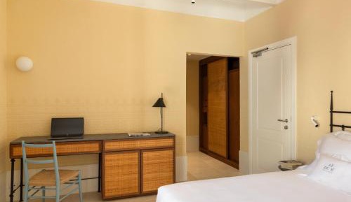 Prestige Room