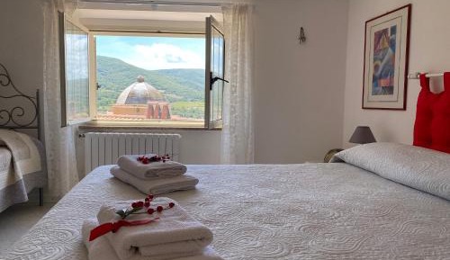 Triple Room with City View