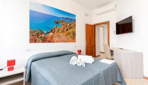 Large Double Room