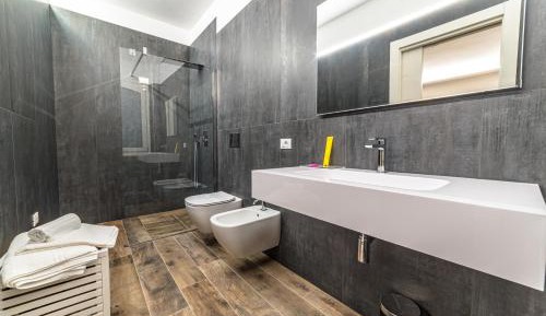 King Room with Pool View