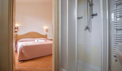 Standard Double Room with Mountain View