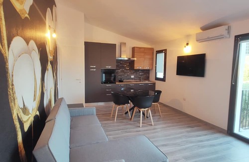 Porto Pino House | Suite Apartments i4MORI Porto Pino