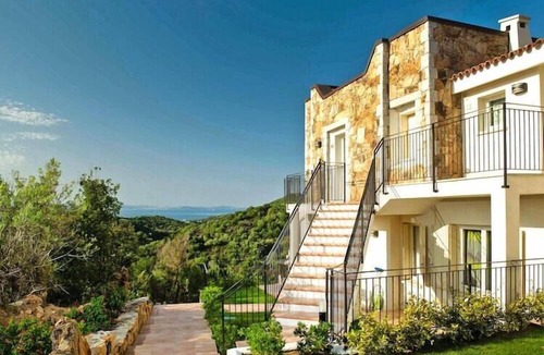 Baja Sardinia Apartment | Apartment in Golfo Aranci with elevator